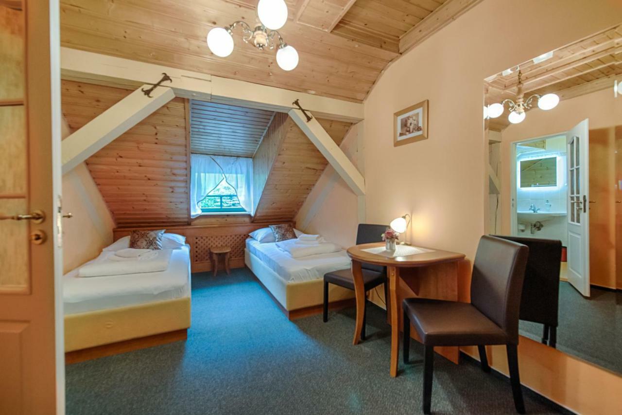 Hotel Zlaty Orel Ostravice Ruang foto