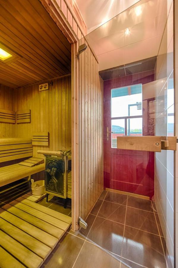 Hotel Zlaty Orel Ostravice Bagian luar foto