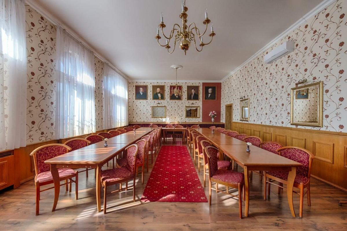 Hotel Zlaty Orel Ostravice Bagian luar foto