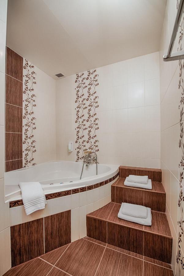 Hotel Zlaty Orel Ostravice Bagian luar foto